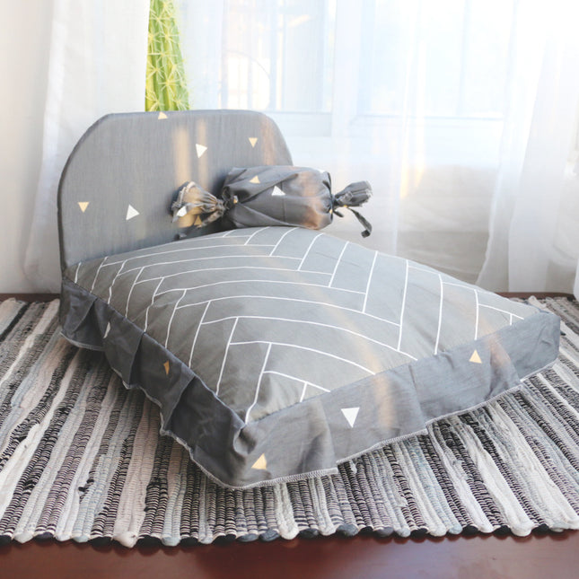The Cutest Bed Ever for Cats & Small Dogs”