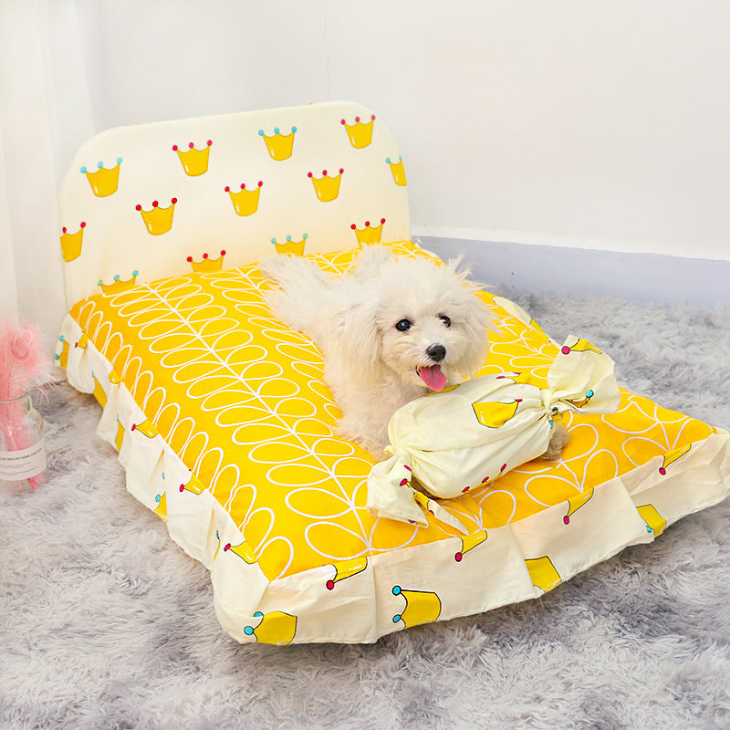 The Cutest Bed Ever for Cats & Small Dogs