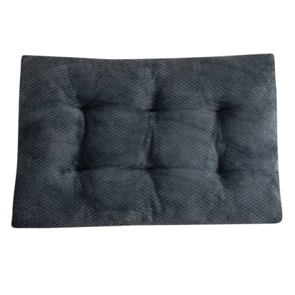 Winter Warm Cat Nest – Soft, Cozy Pet Mat for Indoor Cats & Small Dogs